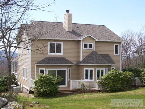 970 Algonquin Dr, Boone, NC 28607 photo 2