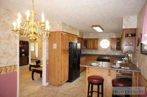 764 Fieldstream Dr, Boone, NC 28607 photo 3