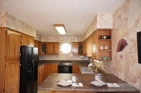 764 Fieldstream Dr, Boone, NC 28607 photo 4