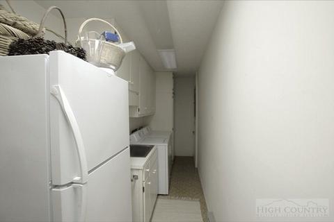 100 Poplar, Boone, NC 28607 photo 16