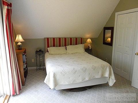 310 Lynn Hl, Boone, NC 28607 photo 19