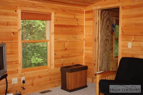 3543 Wildcat Rd, Deep Gap, NC 28618 photo 4