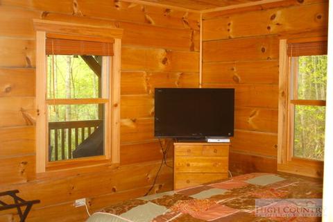3543 Wildcat Rd, Deep Gap, NC 28618 photo 17