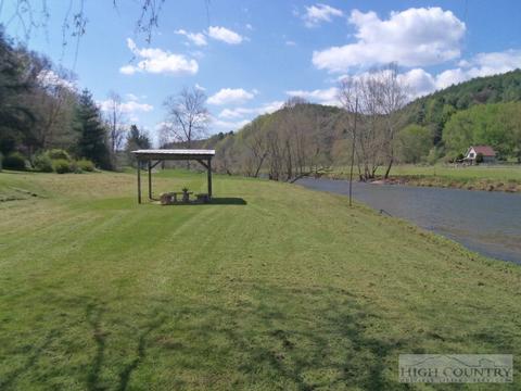 3252 Willie Brown Rd, Crumpler, NC 28617 photo 25