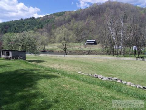 3252 Willie Brown Rd, Crumpler, NC 28617 photo 8