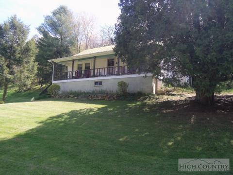 3252 Willie Brown Rd, Crumpler, NC 28617 photo 13