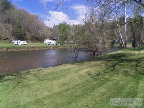 3252 Willie Brown Rd, Crumpler, NC 28617 photo 23