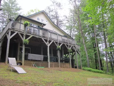 329 Turkey Rdg, Lansing, NC 28643 photo 25