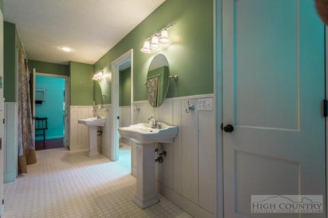 1115 Deck Hill Rd, Boone, NC 28607 photo 9