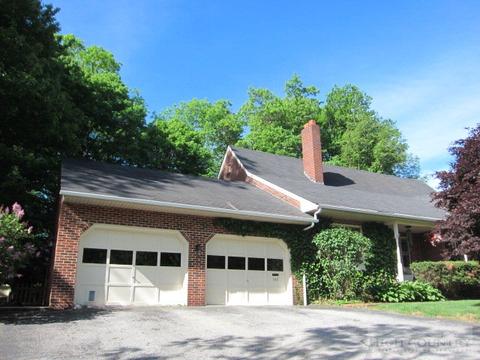 388 Cherry Dr, Boone, NC 28607 photo 2