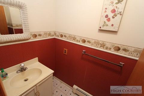 201 Locust Hl, Boone, NC 28607 photo 19