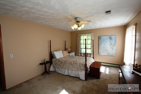 201 Locust Hl, Boone, NC 28607 photo 11