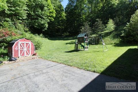 201 Locust Hl, Boone, NC 28607 photo 24