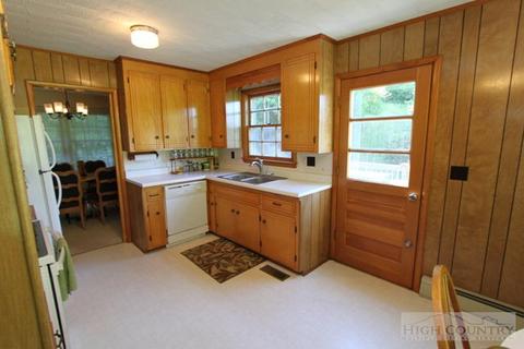 201 Locust Hl, Boone, NC 28607 photo 27