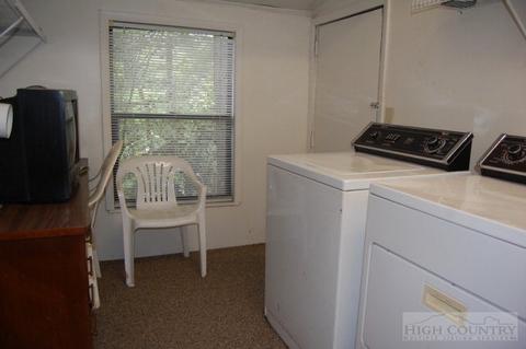 105 Elderberry Loop, Linville, NC 28646 photo 7