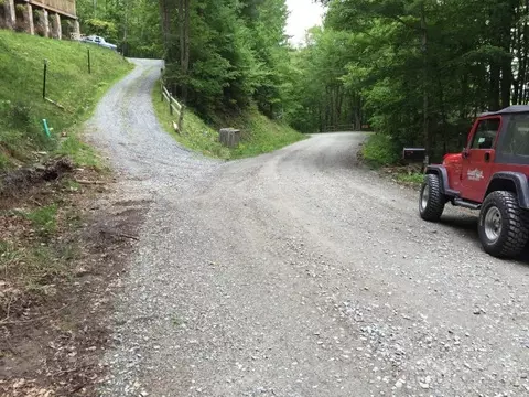 233 Lakeledge, Beech Mountain, NC 28604 photo 3