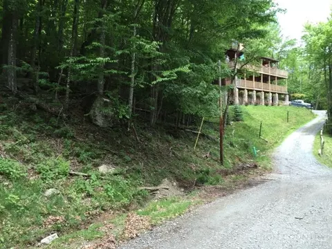 233 Lakeledge, Beech Mountain, NC 28604 photo 1