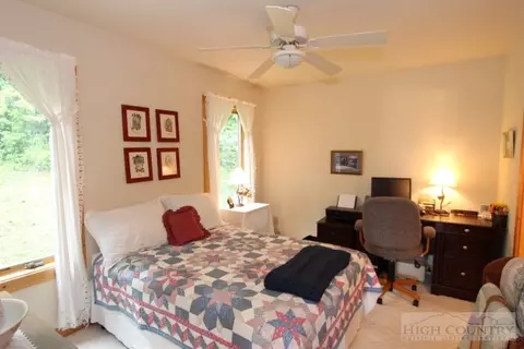 416 Rivers Crest Rd, Boone, NC 28607 photo 4