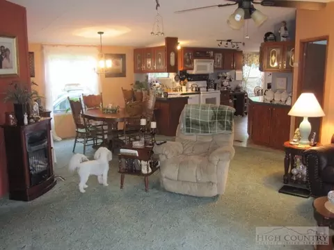 522 Boyd Harmon Rd, Vilas, NC 28692 photo 8