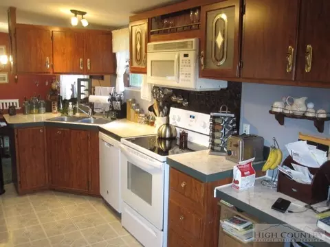522 Boyd Harmon Rd, Vilas, NC 28692 photo 16