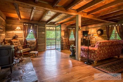 210 A St, Lansing, NC 28643 photo 6