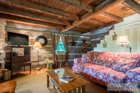210 A St, Lansing, NC 28643 photo 7