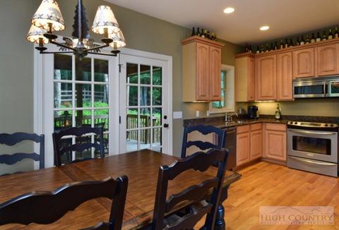 213 Overbrook Trl, Beech Mountain, NC 28604 photo 10