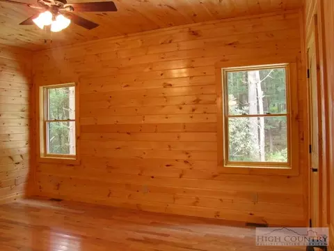 263 Cedar Ridge Dr, Todd, NC 28684 photo 6