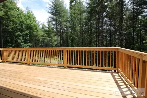263 Cedar Ridge Dr, Todd, NC 28684 photo 3