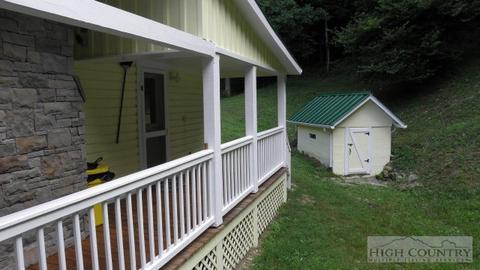 1180 Spencer Branch Rd, Lansing, NC 28643 photo 7