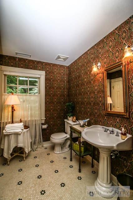 137 Strawberry Path, Boone, NC 28607 photo 6