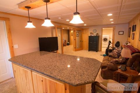 185 Apache Ln, Boone, NC 28607 photo 22
