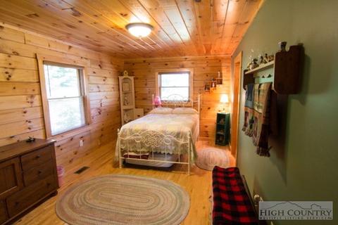 185 Apache Ln, Boone, NC 28607 photo 12