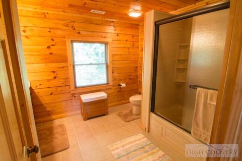 185 Apache Ln, Boone, NC 28607 photo 10
