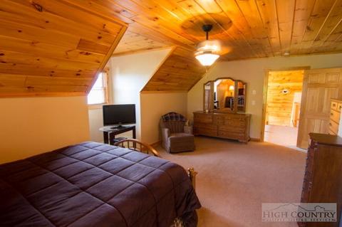 185 Apache Ln, Boone, NC 28607 photo 11