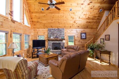 185 Apache Ln, Boone, NC 28607 photo 3