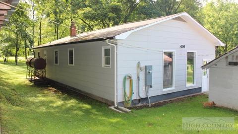 193 Jakes Mountain Rd, Deep Gap, NC 28618 photo 16