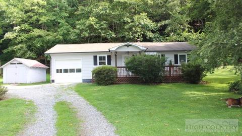 193 Jakes Mountain Rd, Deep Gap, NC 28618 photo 1