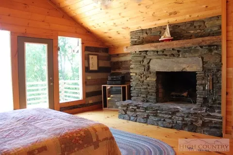 160 Summit Dr, Todd, NC 28684 photo 25