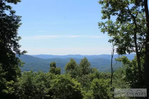 160 Summit Dr, Todd, NC 28684 photo 2