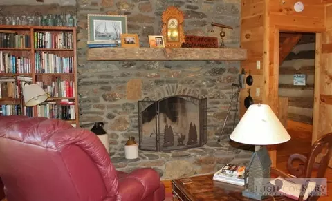 160 Summit Dr, Todd, NC 28684 photo 11