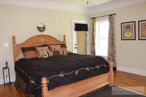 396 Crossmor Dr, Todd, NC 28684 photo 7