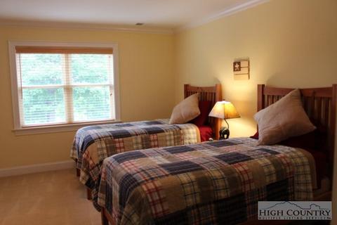 396 Crossmor Dr, Todd, NC 28684 photo 15
