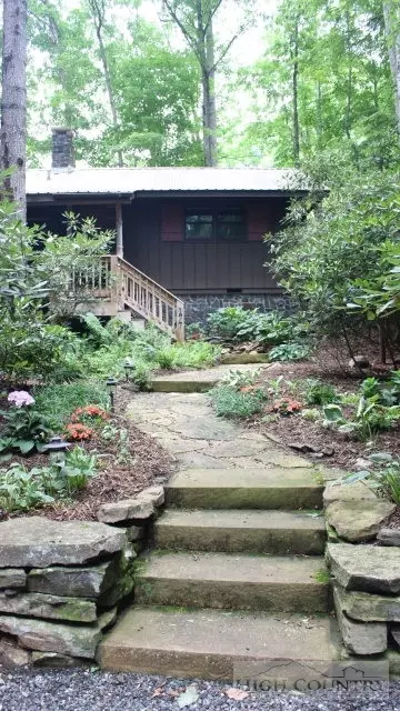 177 Quiet Pl, Todd, NC 28684 photo 2