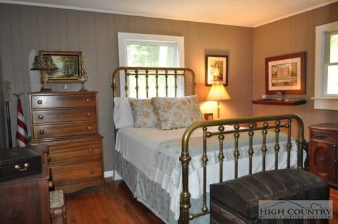 334 Walnut Ln, Vilas, NC 28692 photo 18