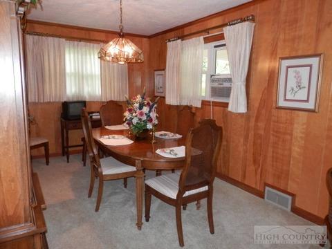 237 Valley Dr, Jefferson, NC 28640 photo 6