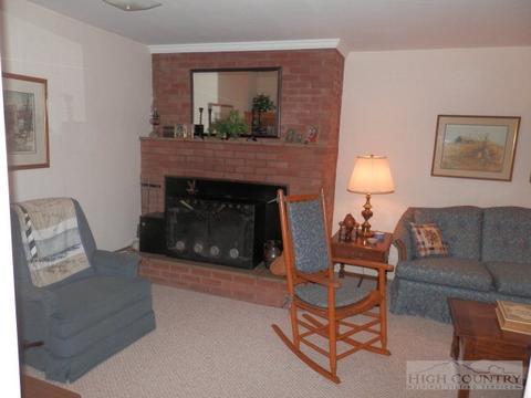 237 Valley Dr, Jefferson, NC 28640 photo 22