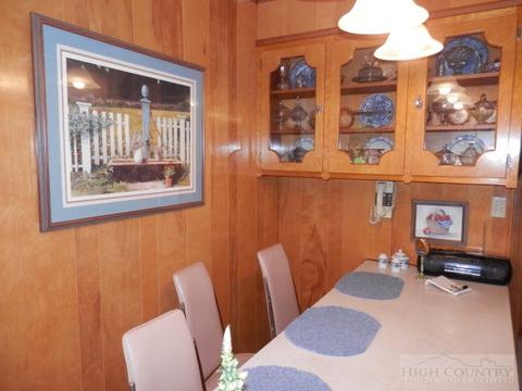 237 Valley Dr, Jefferson, NC 28640 photo 14