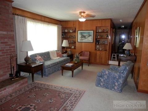 237 Valley Dr, Jefferson, NC 28640 photo 7