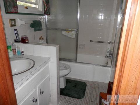 237 Valley Dr, Jefferson, NC 28640 photo 16